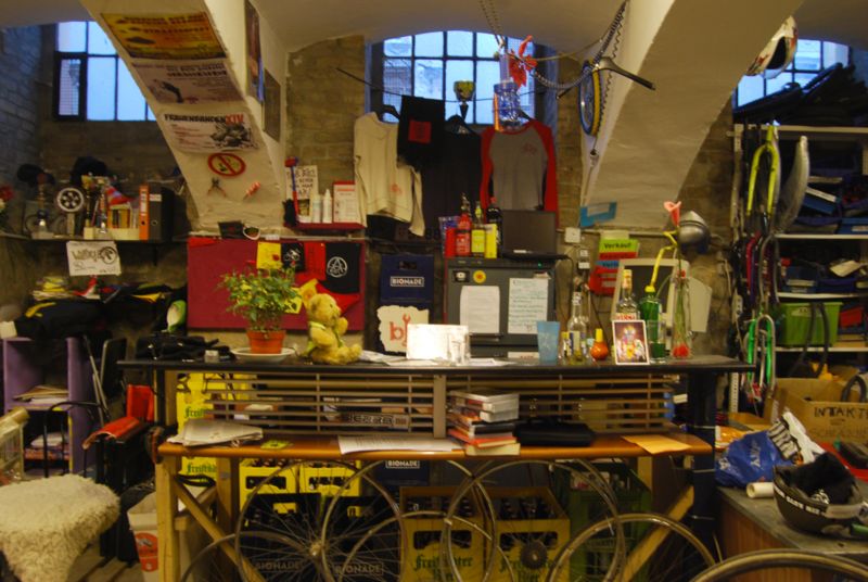 Bild:20090310 Fuhrpark&Bikekitchen 025.jpg